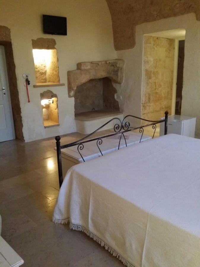 Antica Masseria Ficazzana - Tenuta Marina Di Pescoluse Eksteriør billede